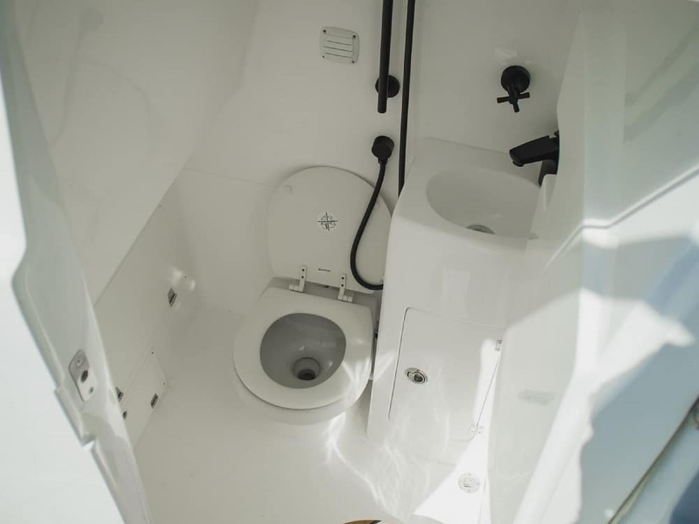 Lancha Blue Horizon - Image 22