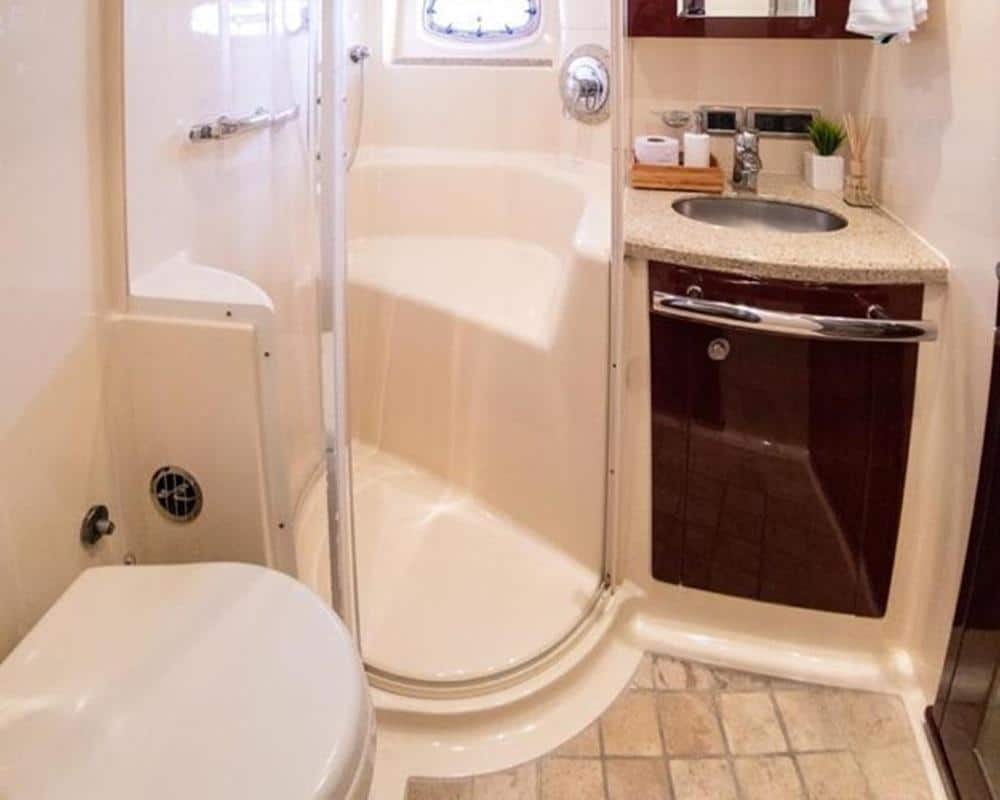 Yate Sea Ray Sundancer 62 - Image 12