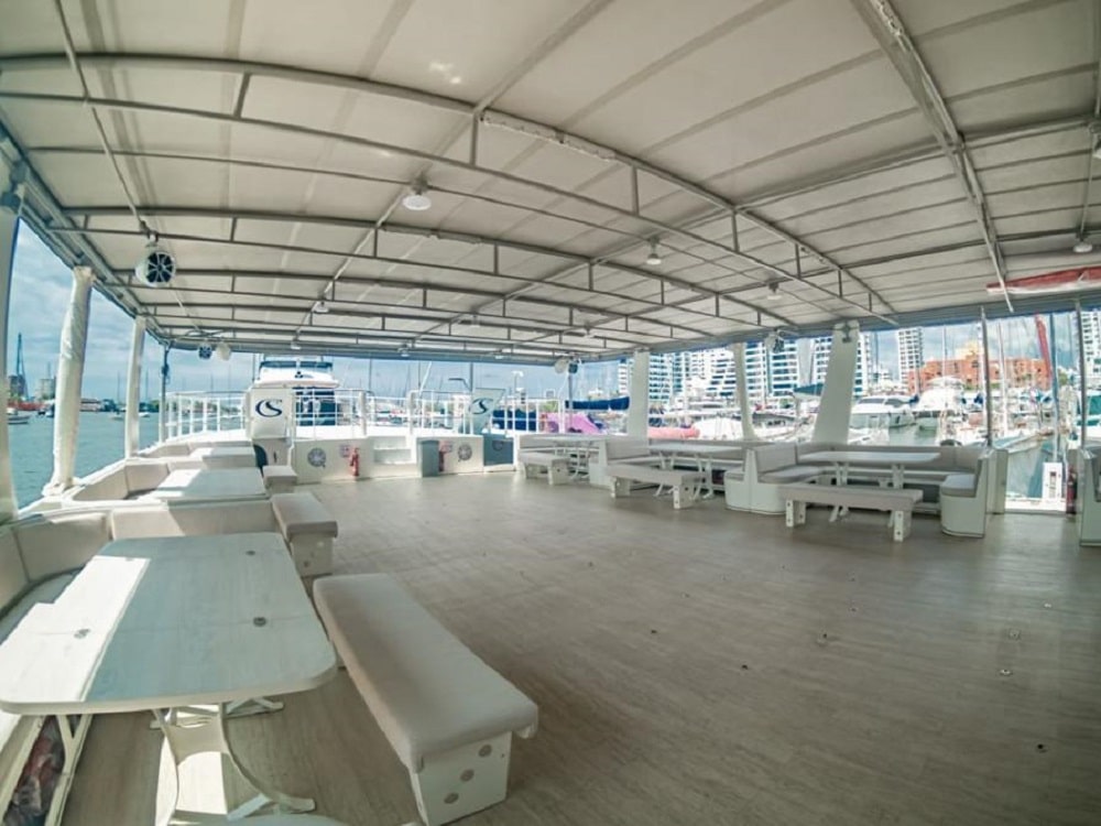 Cena Fin de Año en Catamaran - Image 12