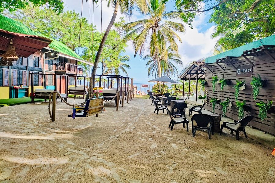 Luxury Beach Club - Image 10