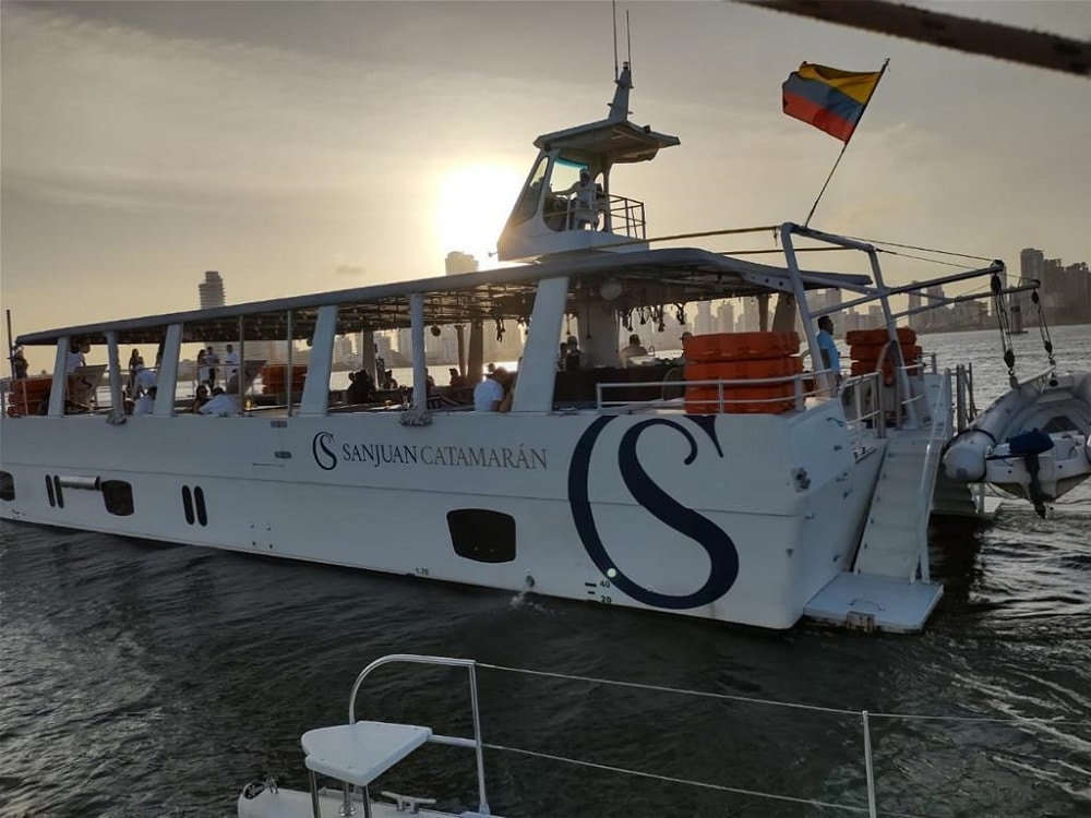 Cena Fin de Año en Catamaran - Image 5