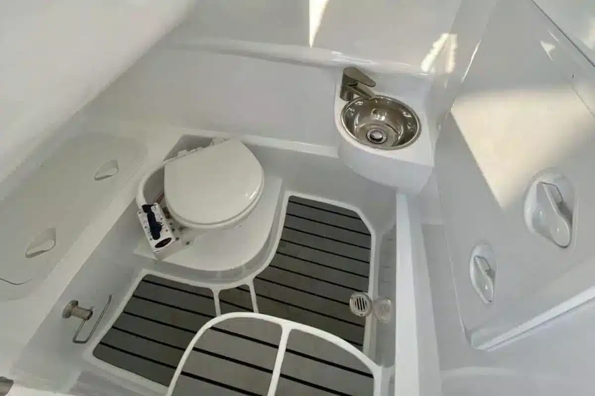 Lancha Bellamare - Image 8